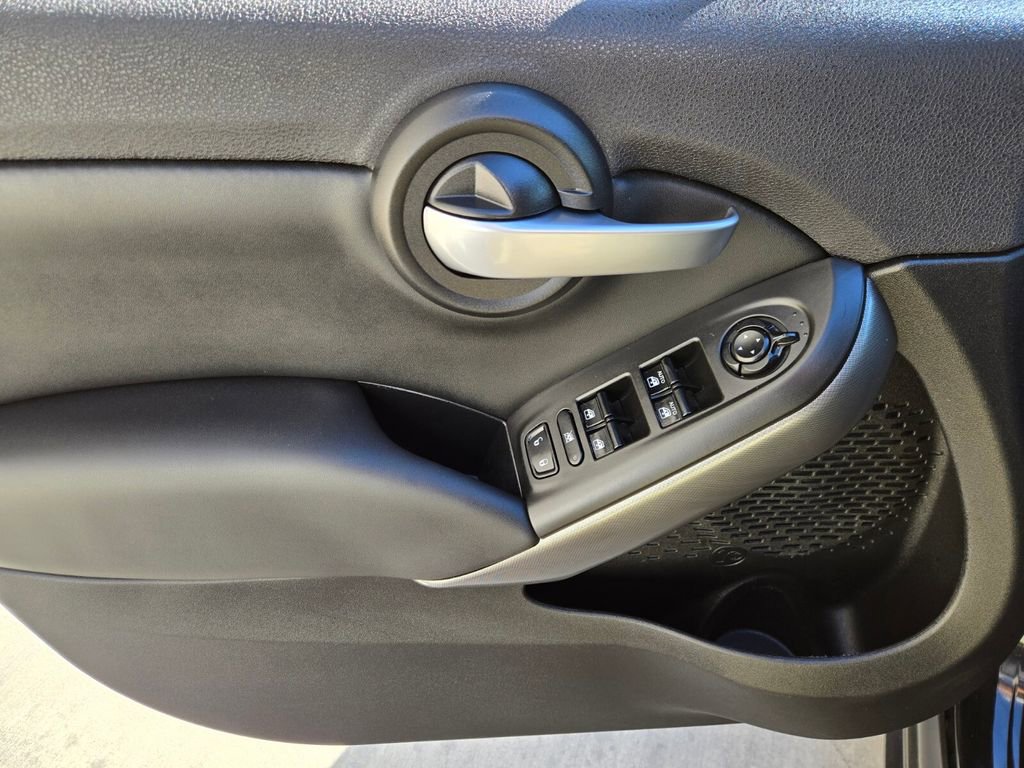 Used 2019 FIAT 500X Pop image 21