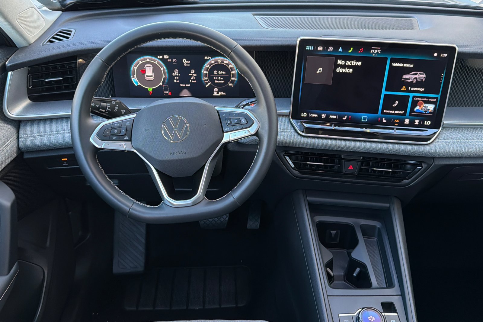 Used 2025 Volkswagen Tiguan S FWD image 14