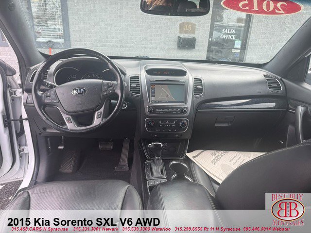 Used 2015 Kia Sorento SX image 14