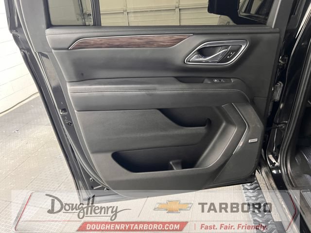 Used 2021 Chevrolet Suburban Z71 w/ Z71 Off-Road Package AWD/4WD image 33