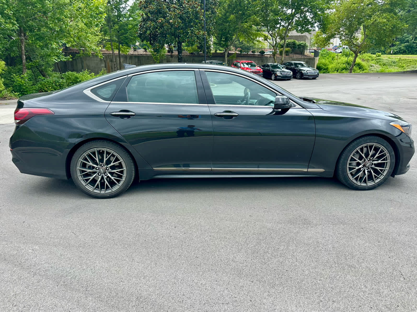 Used 2019 Genesis G80 3.3T Sport RWD image 4