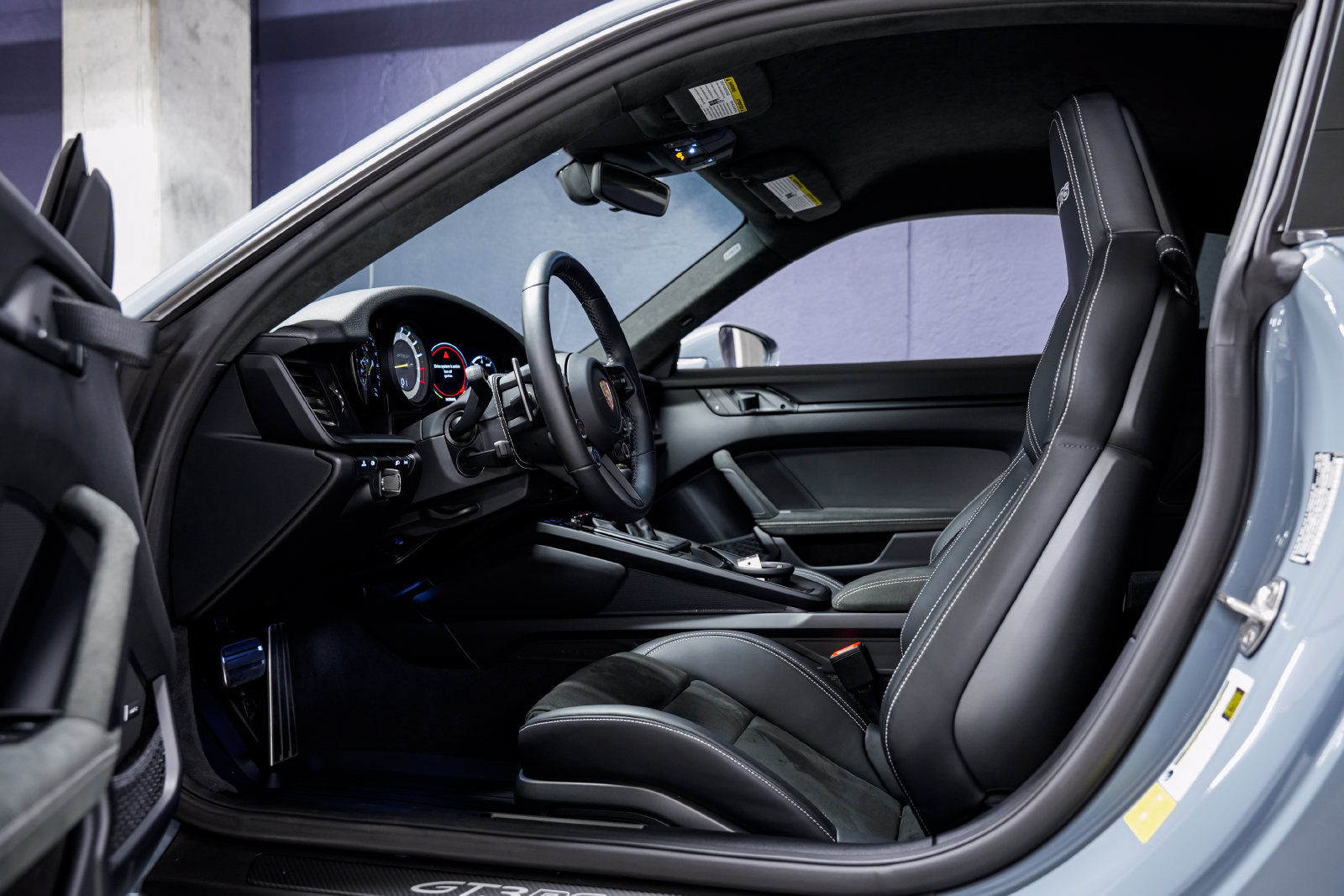 Used 2025 Porsche 911 GT3 RS RWD image 21