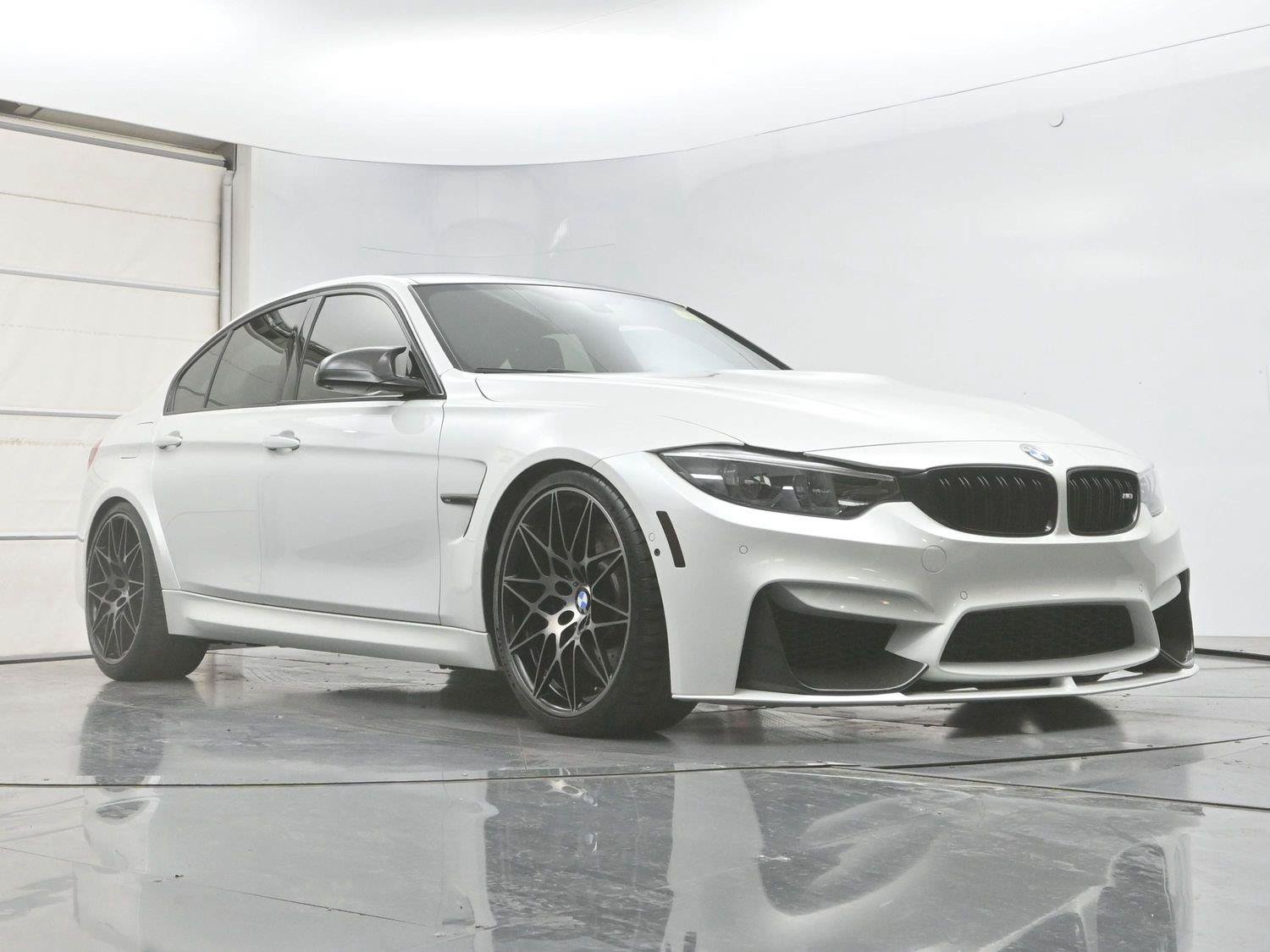 Used 2018 BMW M3 RWD image 32