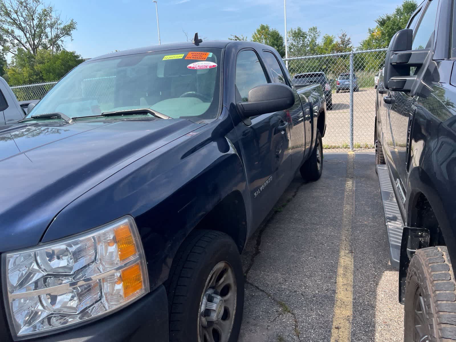Used 2009 Chevrolet Silverado 1500 W/T RWD image 6