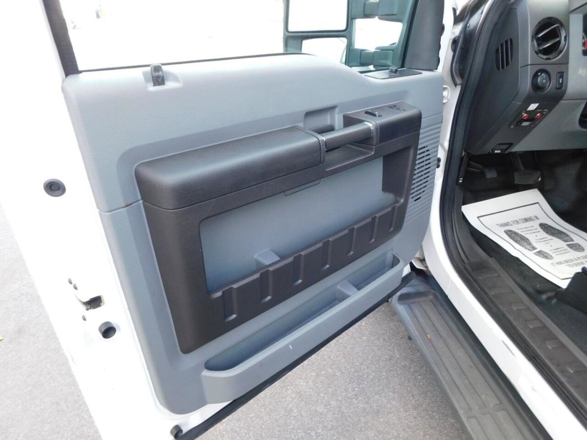 Used 2011 Ford F550 2WD Regular Cab Super Duty w/ PWR Equipment Group image 8