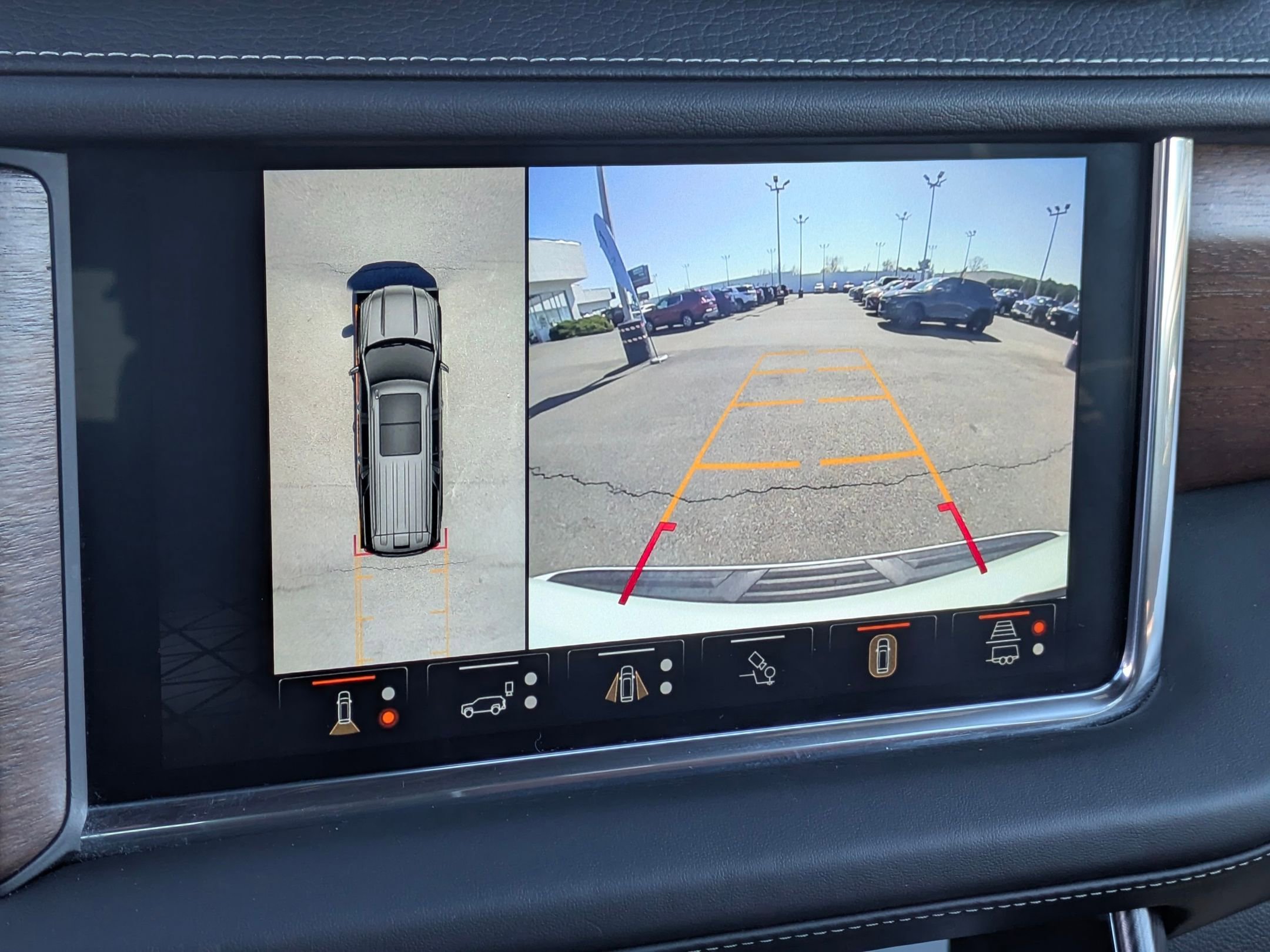 Certified 2023 GMC Yukon Denali Ultimate image 19