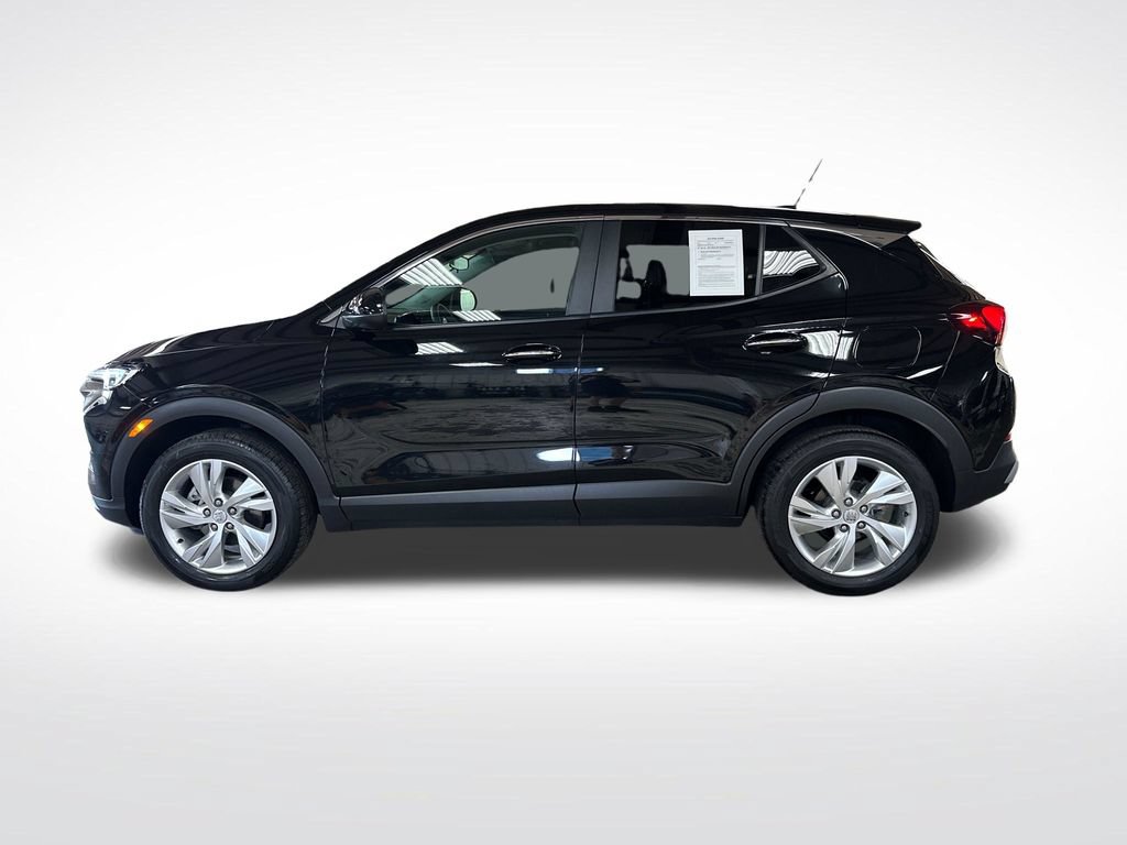 Used 2024 Buick Encore GX Preferred w/ Comfort Package AWD/4WD image 2