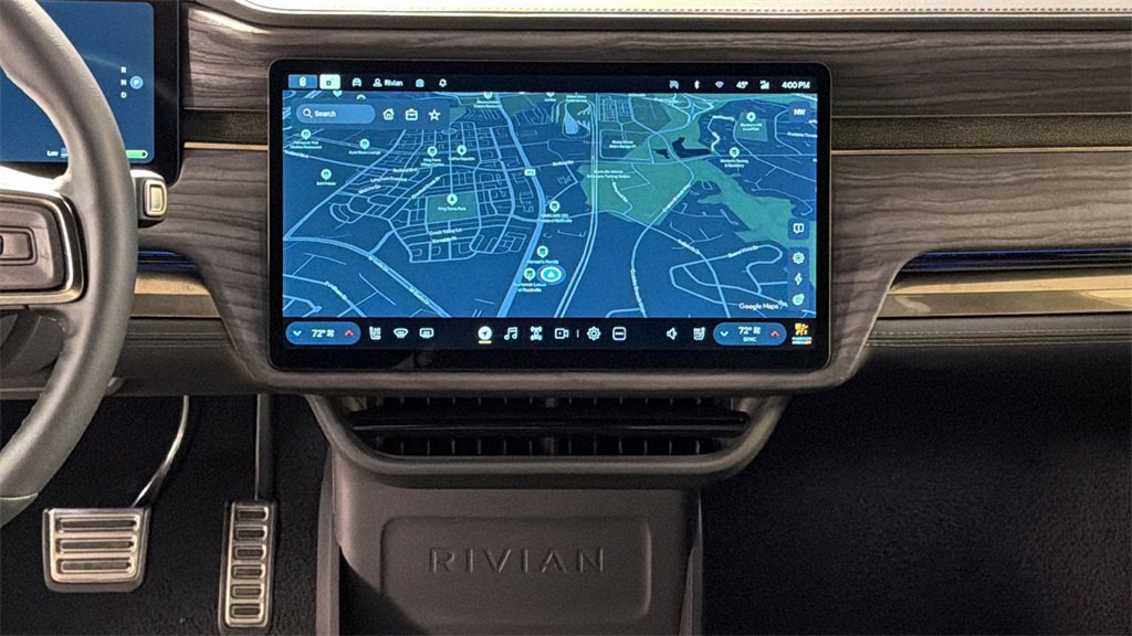 Used 2022 Rivian R1S Launch Edition image 22