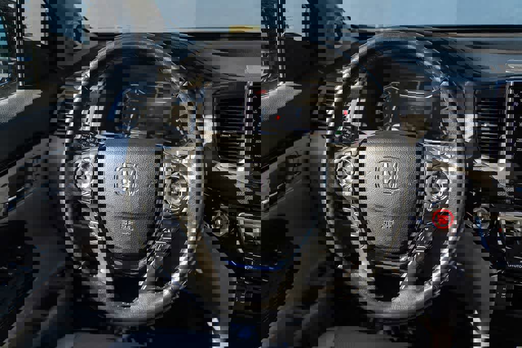 Used 2018 Honda Ridgeline RTL-E image 14