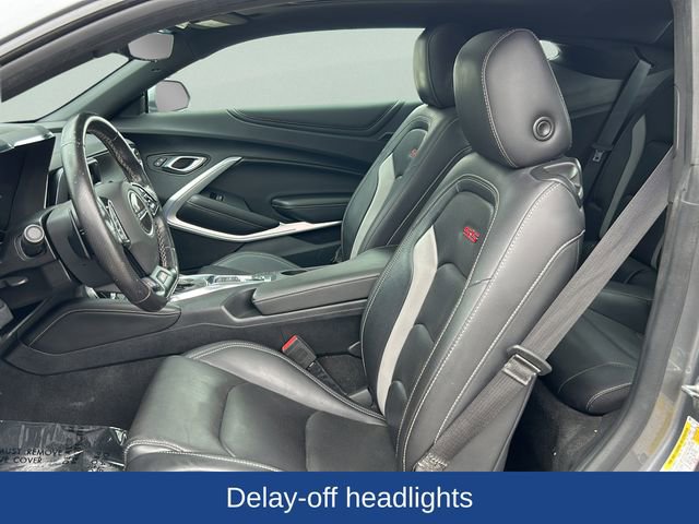 Used 2020 Chevrolet Camaro SS RWD image 17