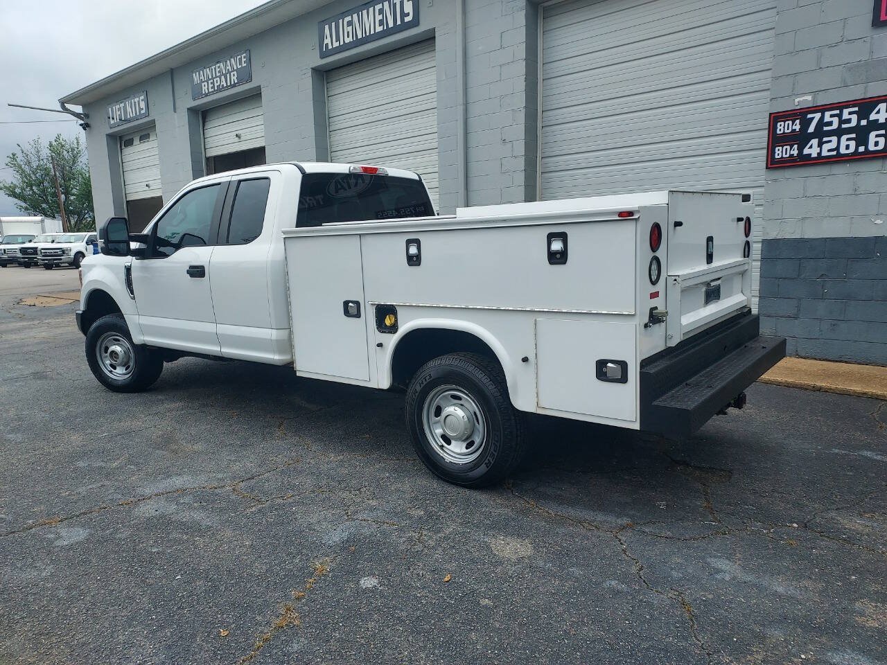 Used 2017 Ford F250 XL w/ Power Equipment Group AWD/4WD image 2