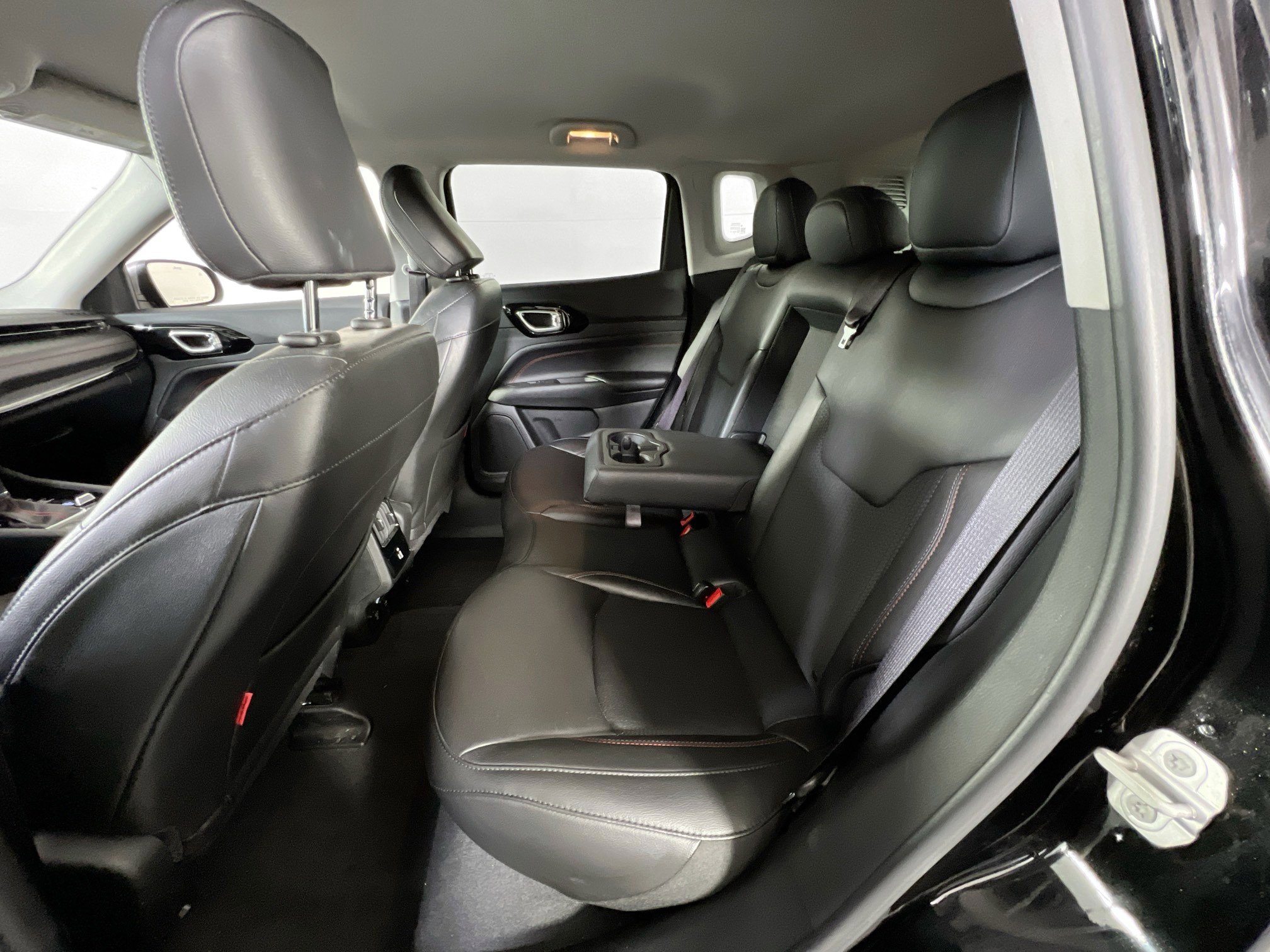 Used 2022 Jeep Compass Trailhawk w/ Trailhawk Convenience Group image 23