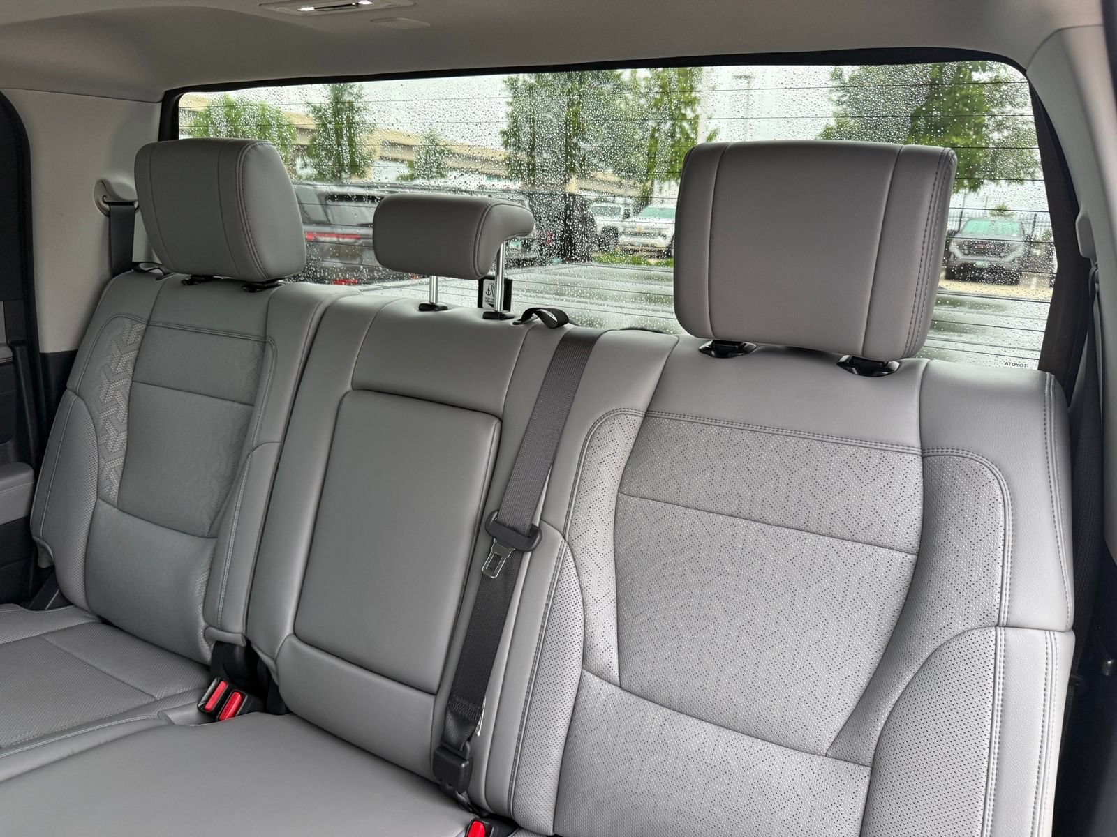 Used 2023 Toyota Tundra Limited AWD/4WD image 27