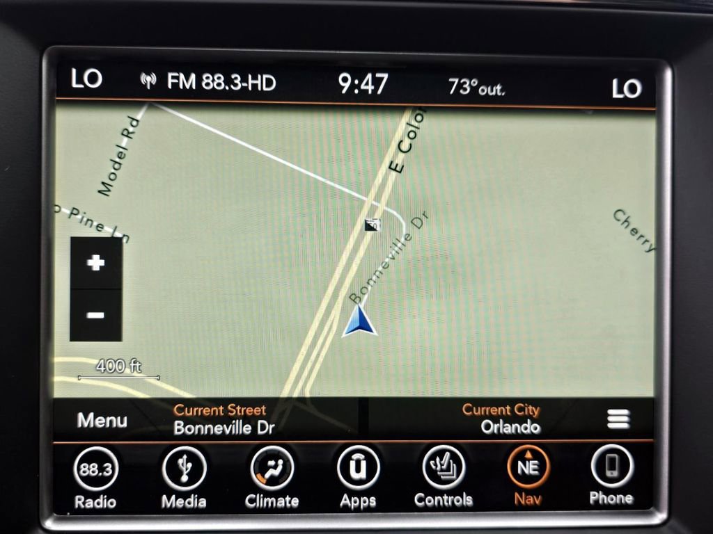 Used 2018 Jeep Grand Cherokee Altitude image 14