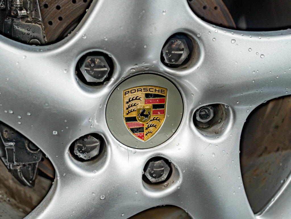 Used 2003 Porsche 911 Carrera RWD image 16