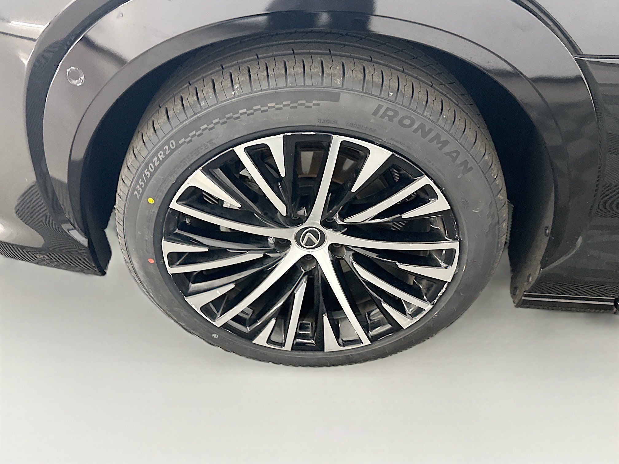 Used 2023 Lexus RZ 450e Premium w/ Technology Package AWD/4WD image 11