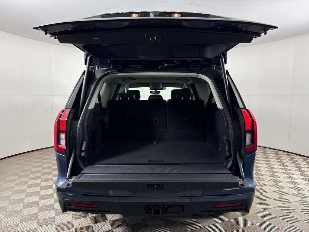New 2027 Ford Expedition Max Active RWD image 24