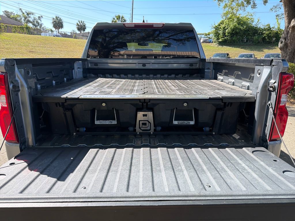 Used 2022 Chevrolet Silverado 1500 Custom w/ LPO, Blackout Package AWD/4WD image 41
