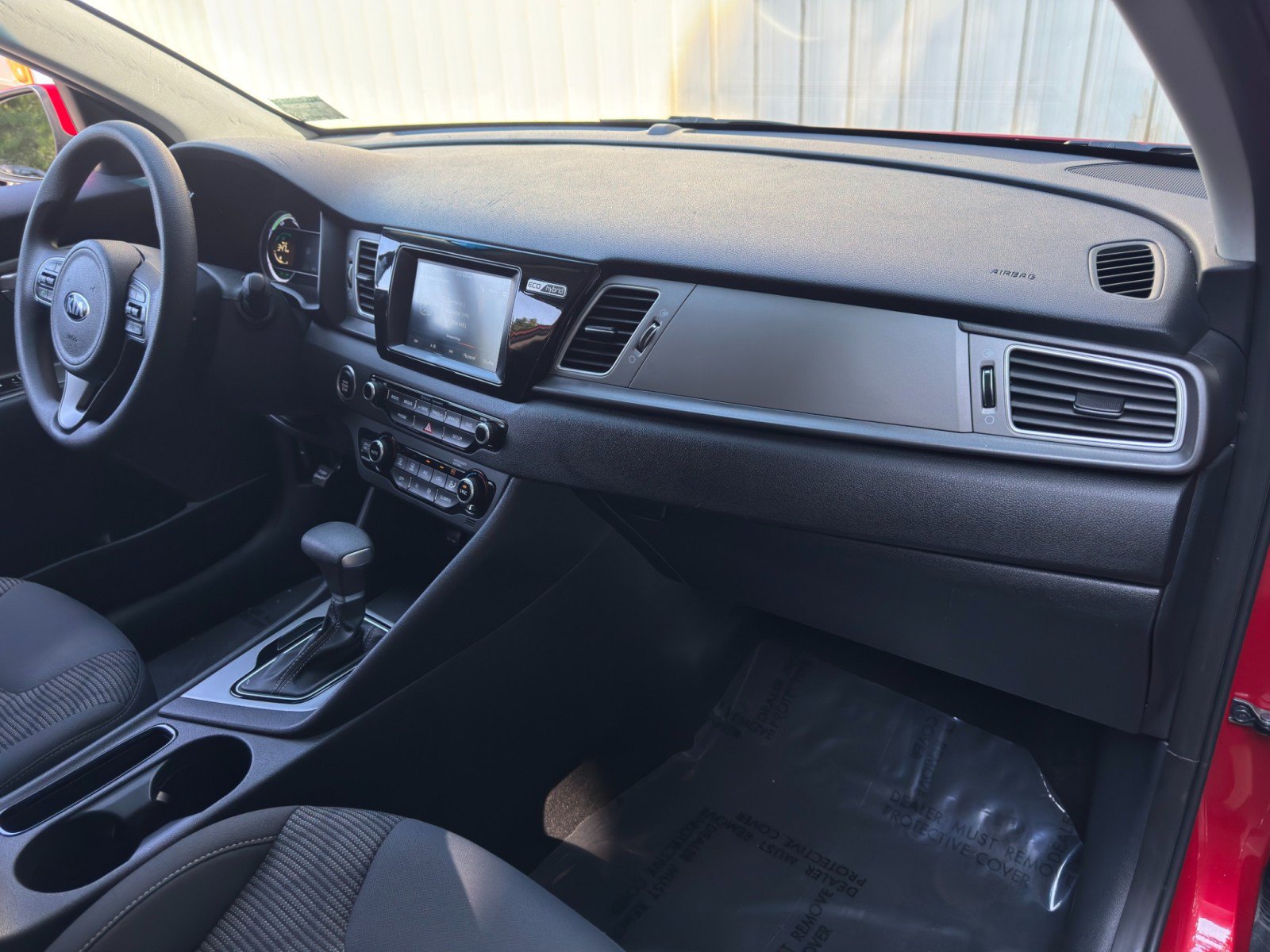 Used 2019 Kia Niro LX FWD image 13