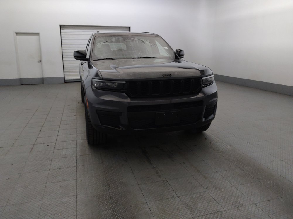 Used 2023 Jeep Grand Cherokee L Laredo AWD/4WD image 14