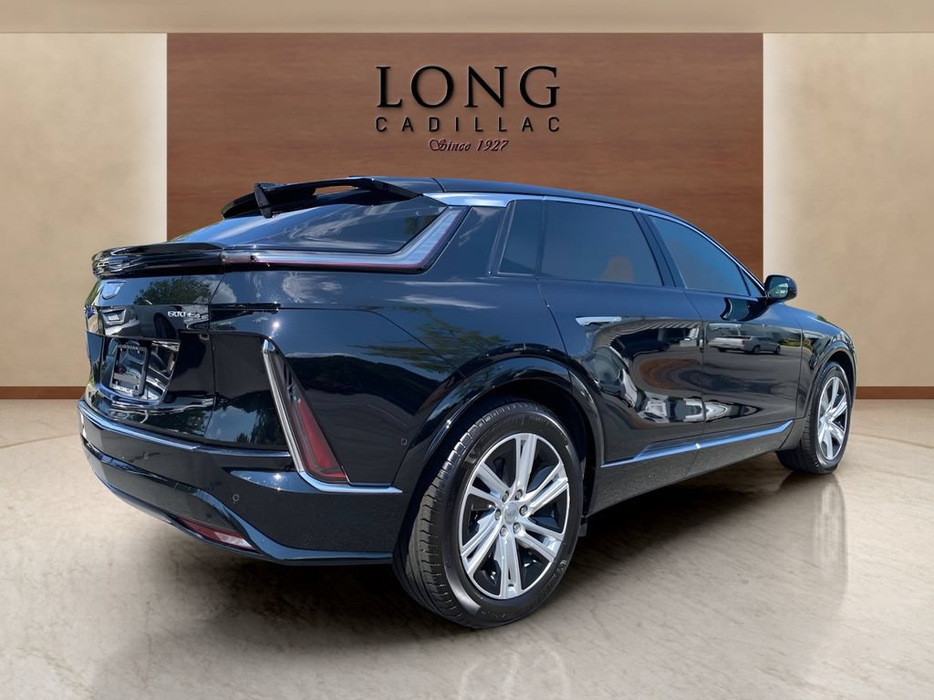 Used 2024 Cadillac Lyriq Tech w/ Driver Assist Package AWD/4WD image 5