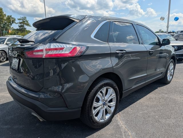 Used 2021 Ford Edge Titanium w/ Cargo Accessory Package FWD image 5