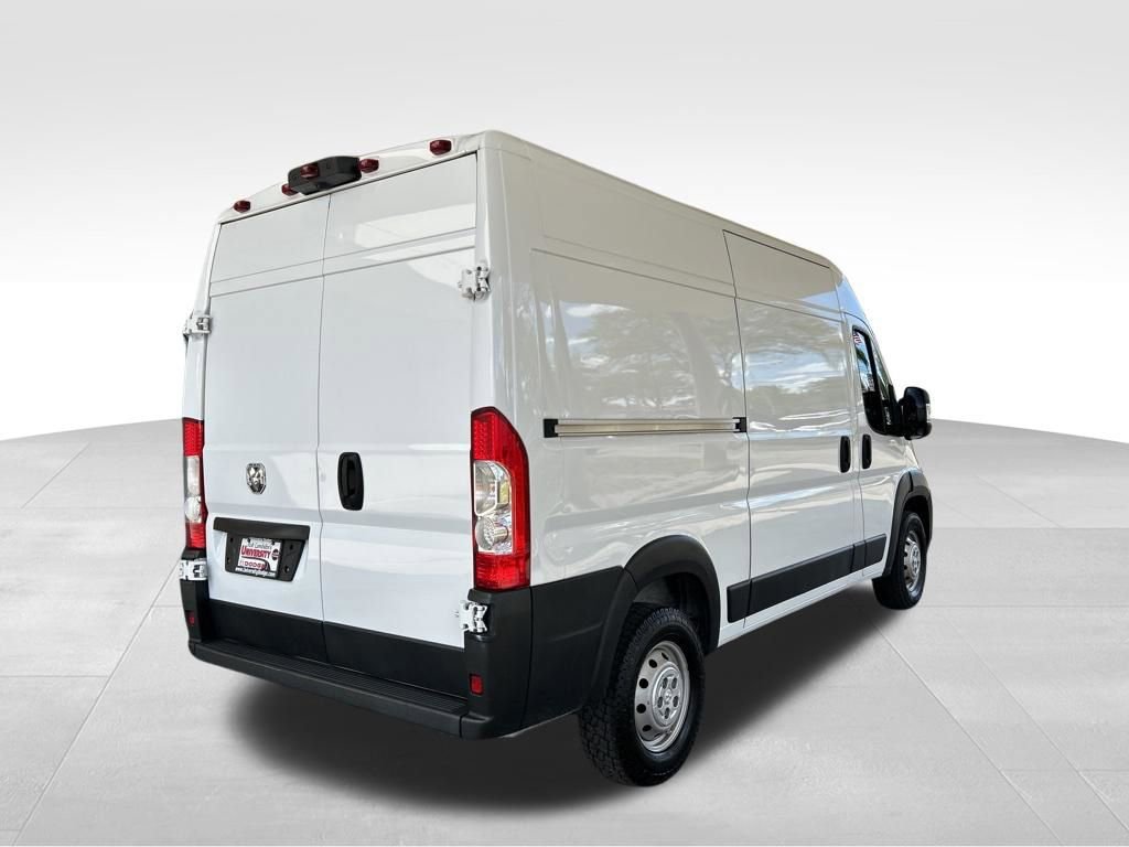 Used 2023 RAM ProMaster 2500 w/ Convenience Group image 3
