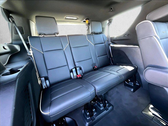 Used 2023 Cadillac Escalade Premium Luxury RWD image 30