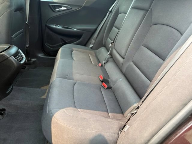 Used 2020 Chevrolet Malibu LT FWD image 12