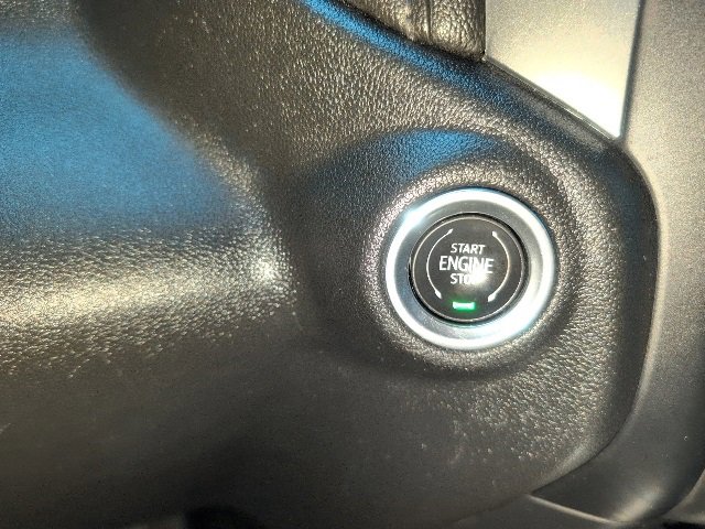 Used 2020 Chevrolet Silverado 1500 LTZ w/ LTZ Convenience Package image 29