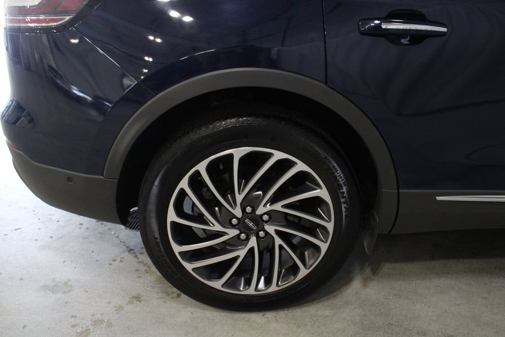 Used 2020 Lincoln Nautilus Reserve w/ Equipment Group 201A AWD/4WD image 27
