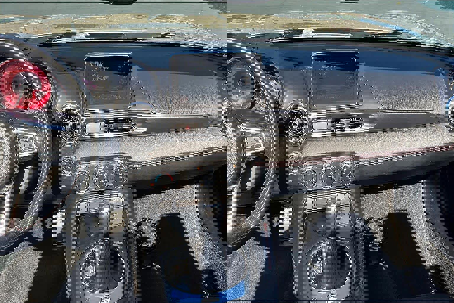 Used 2020 FIAT 124 Spider Abarth w/ Convenience Group image 9