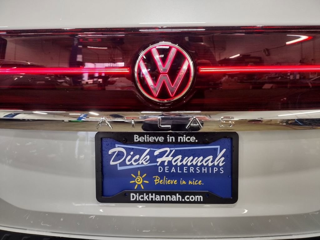 New 2026 Volkswagen Atlas SEL Premium R-Line image 18