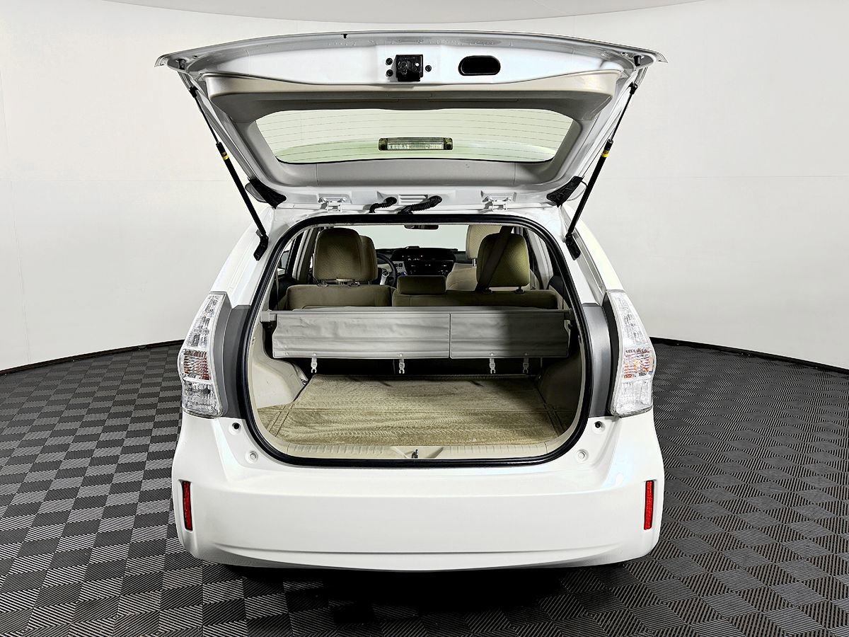 Used 2012 Toyota Prius V Three image 42