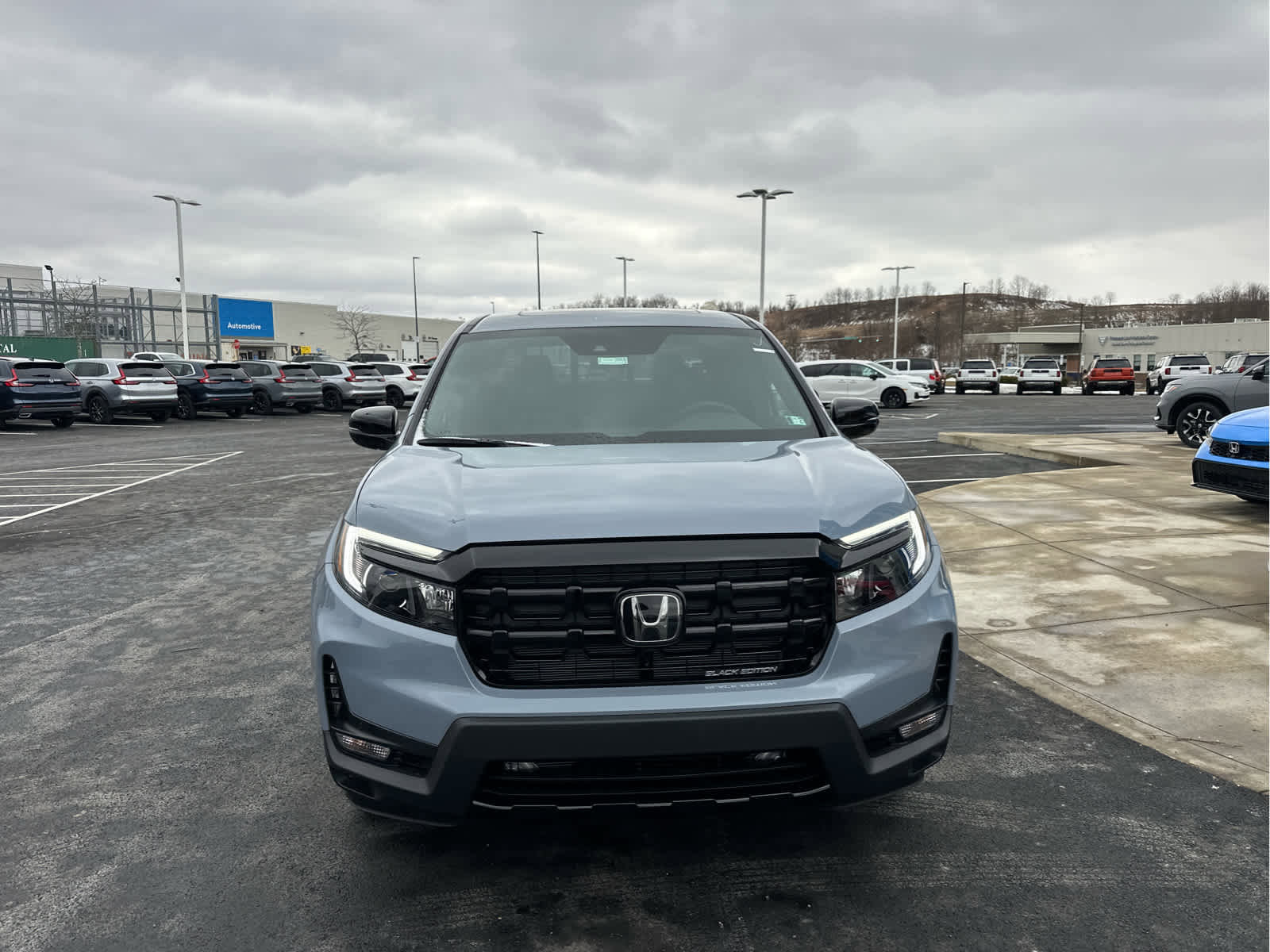 New 2026 Honda Ridgeline Black Edition image 4