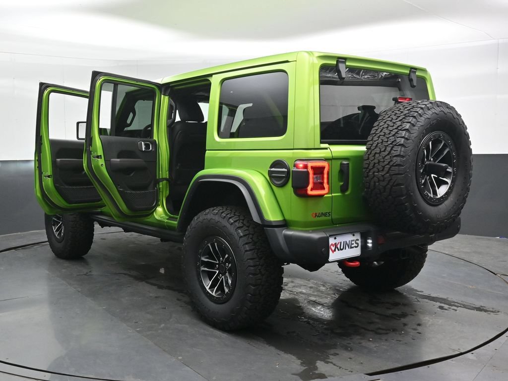 Used 2025 Jeep Wrangler Unlimited Rubicon AWD/4WD image 49