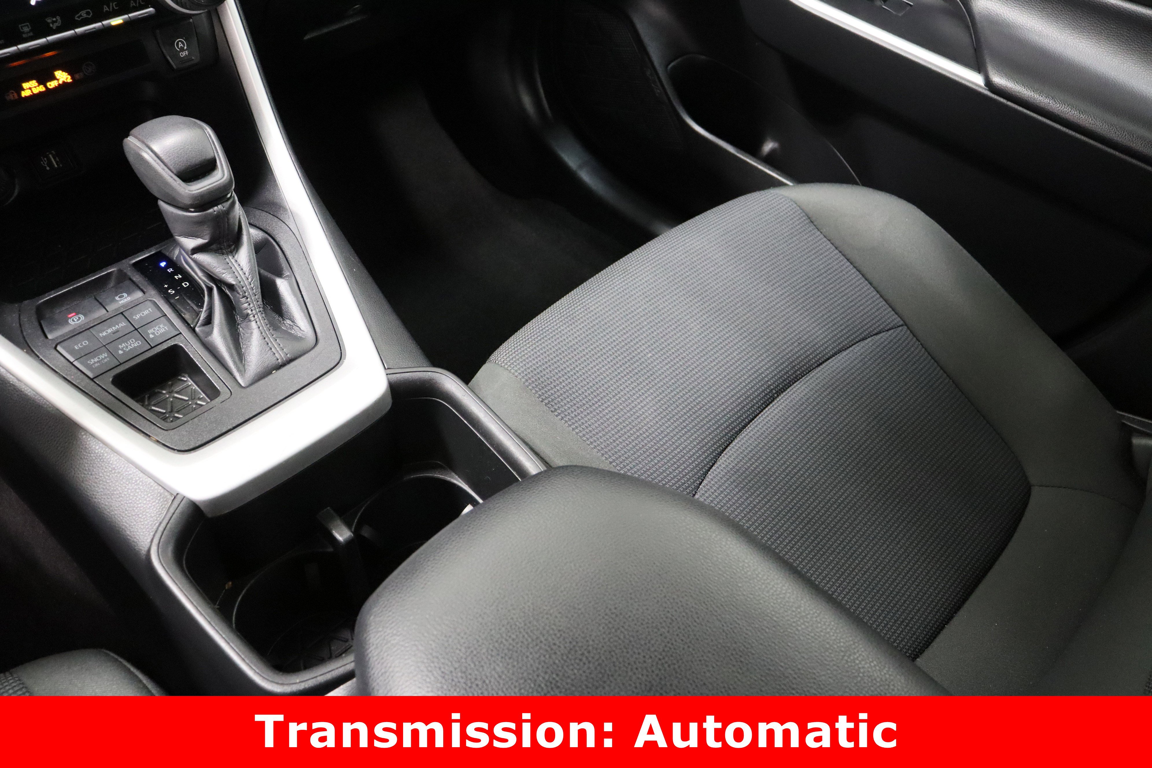 Used 2024 Toyota RAV4 LE image 16