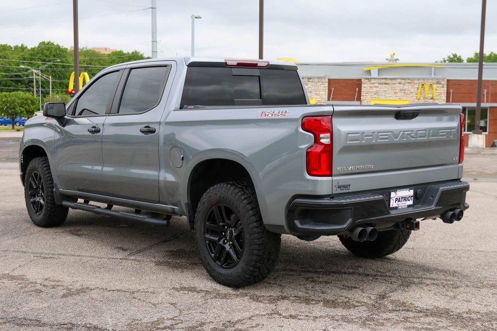 Used 2024 Chevrolet Silverado 1500 LT Trail Boss w/ Convenience Package II AWD/4WD image 5