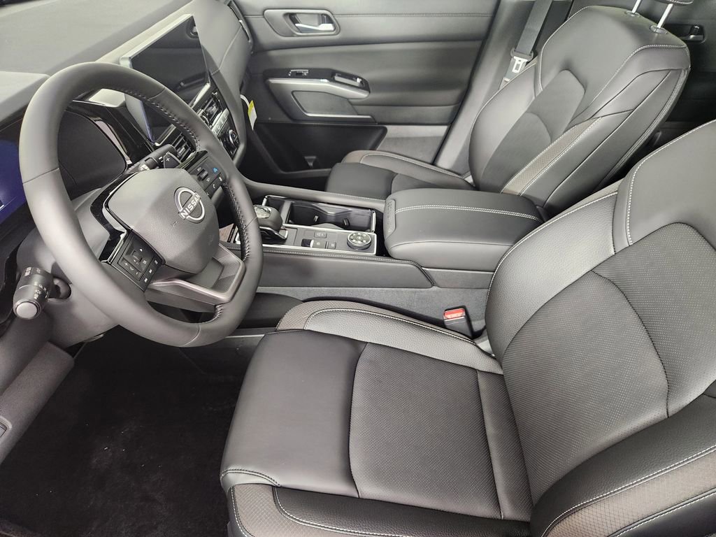 New 2026 Nissan Pathfinder SL AWD/4WD image 10