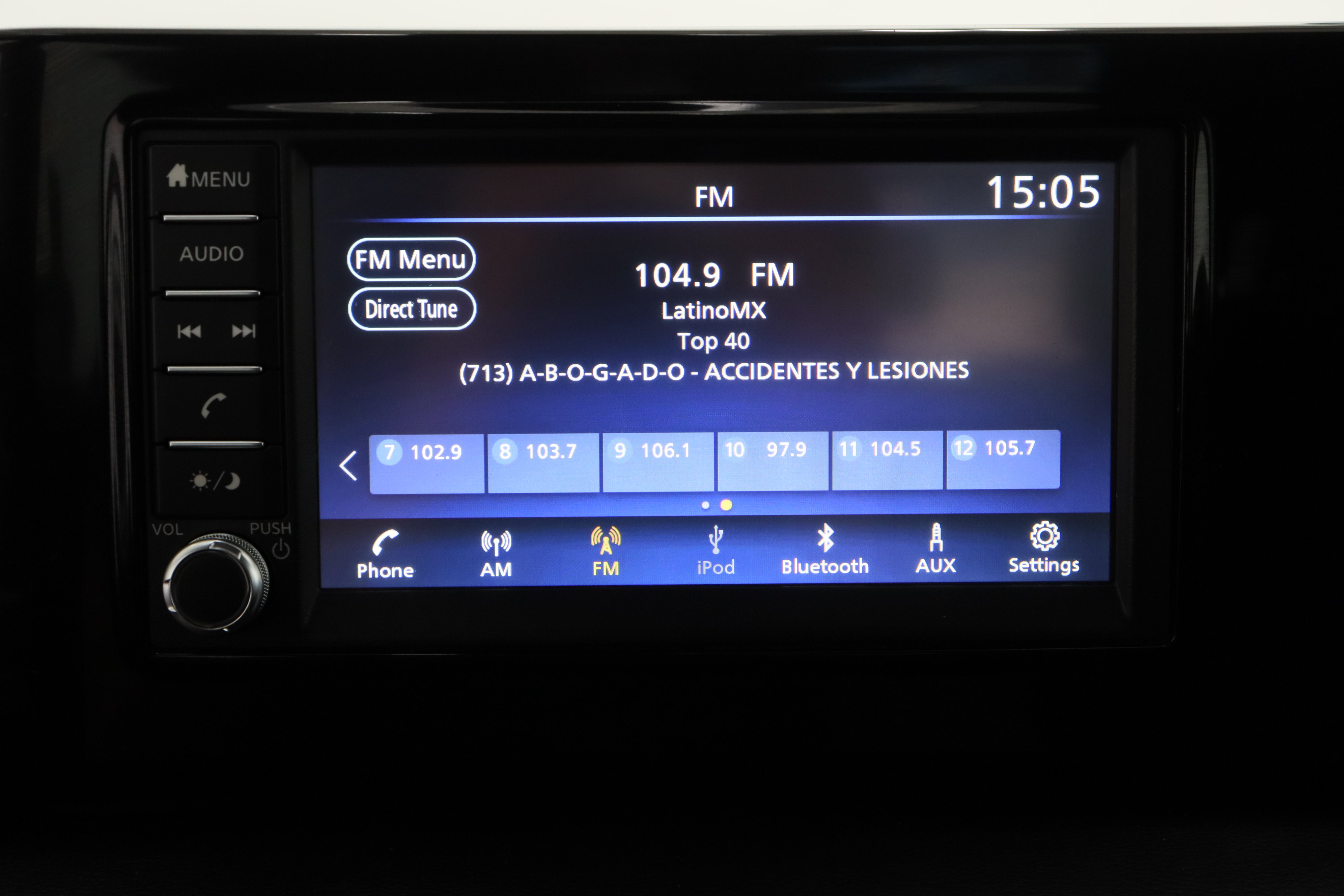 Used 2025 Nissan Kicks S FWD image 18