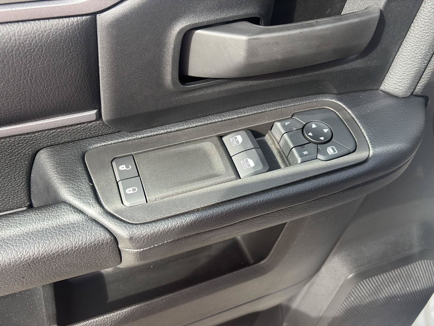 New 2027 RAM 5500 Tradesman AWD/4WD image 7