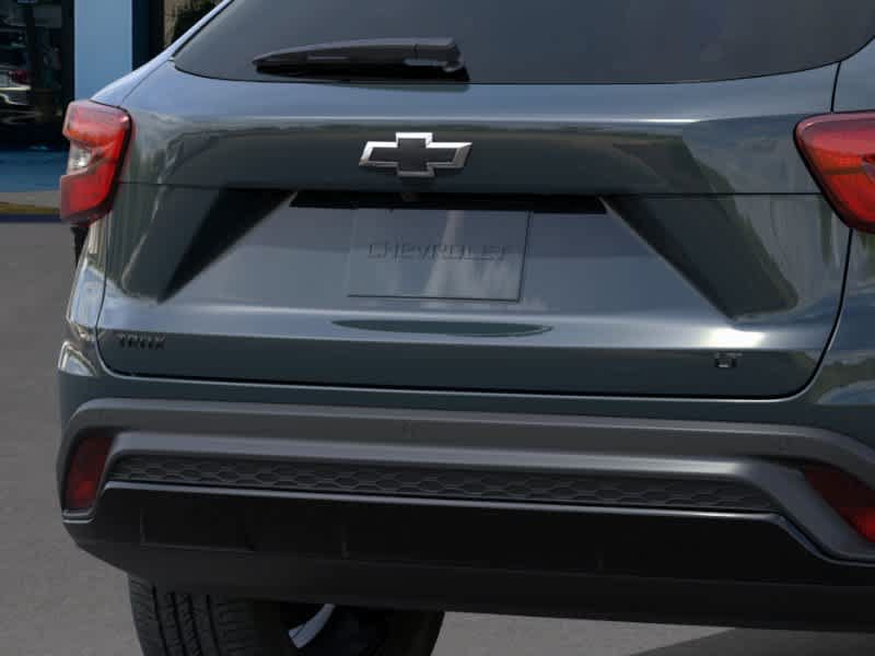 New 2026 Chevrolet Trax LT w/ Driver Confidence Package FWD image 14