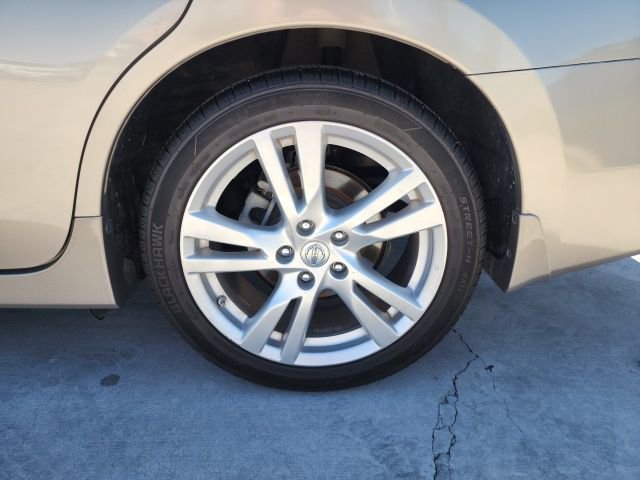 Used 2013 Nissan Altima 3.5 SL w/ Technology Pkg image 16