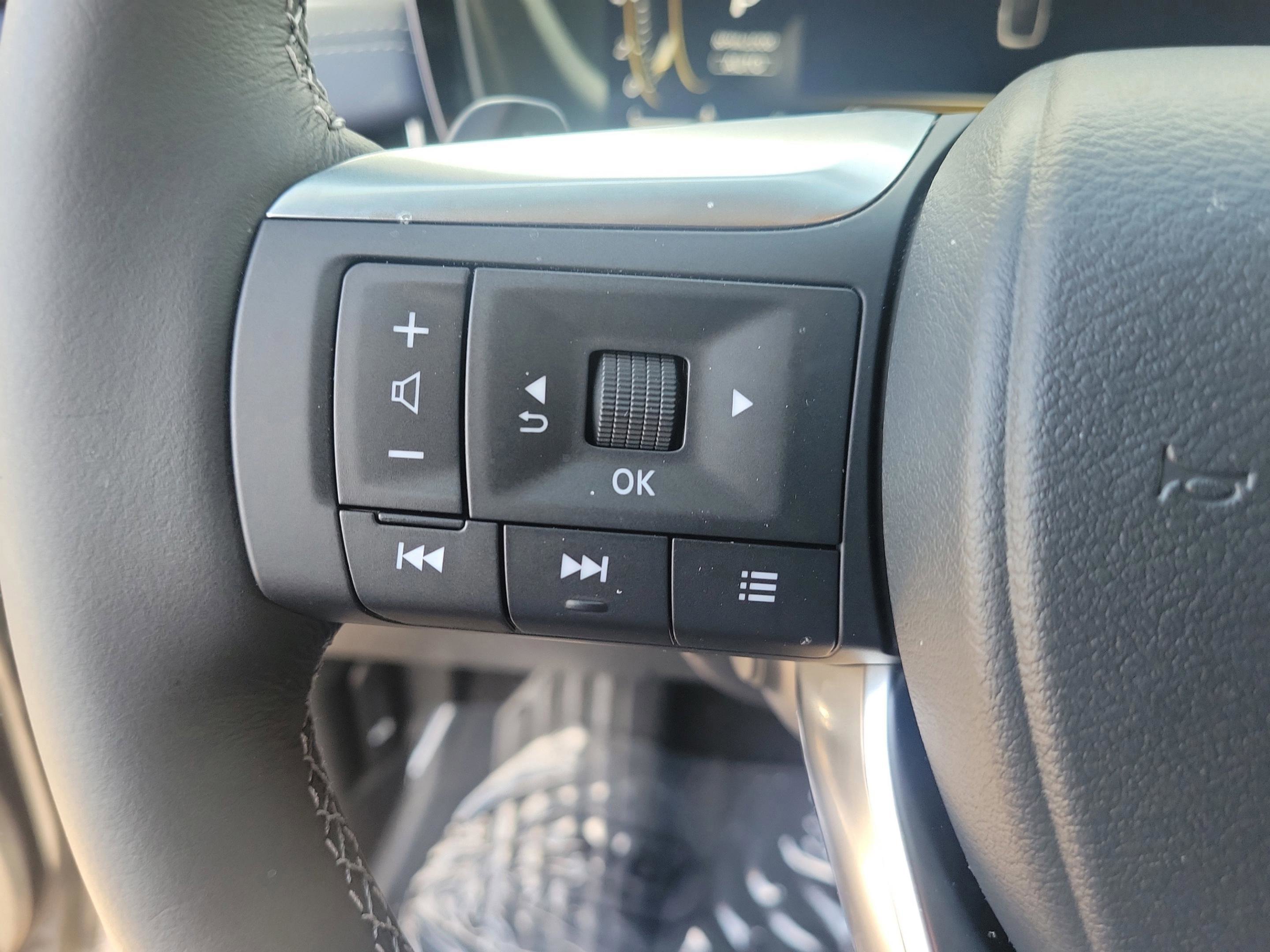 New 2026 INFINITI QX60 Sport w/ Dark Cargo Package image 37