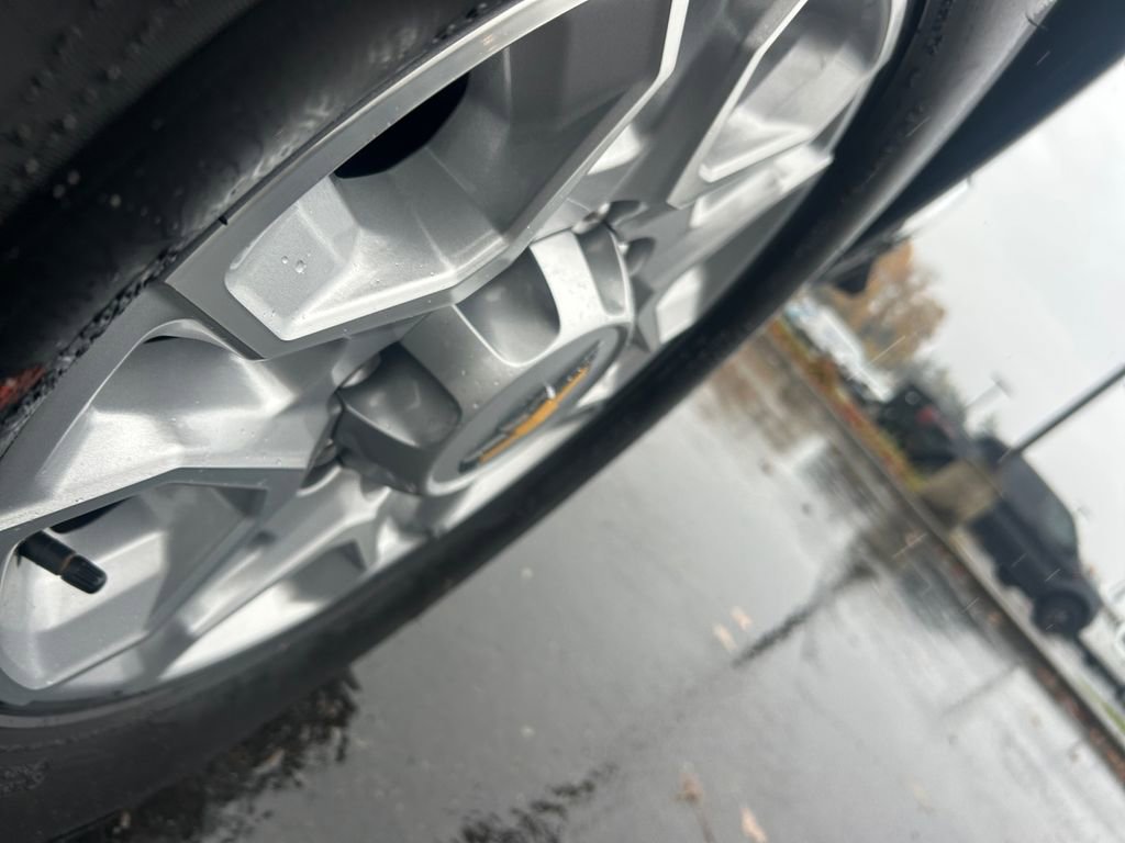 Used 2025 Chevrolet Silverado 3500 LT image 35