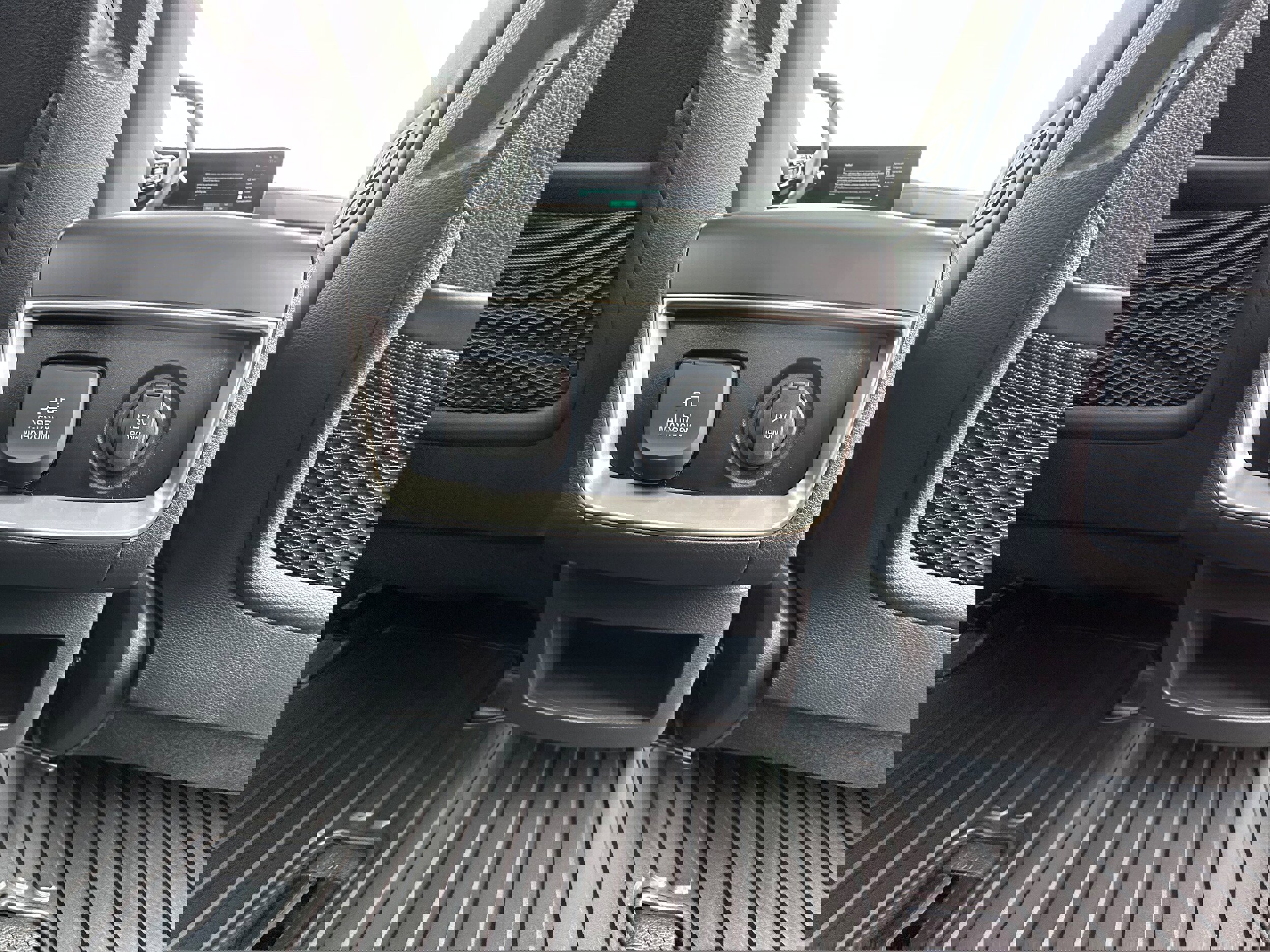 New 2026 Kia Carnival SX image 21