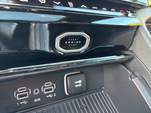 New 2027 Jeep Grand Cherokee Limited AWD/4WD image 18