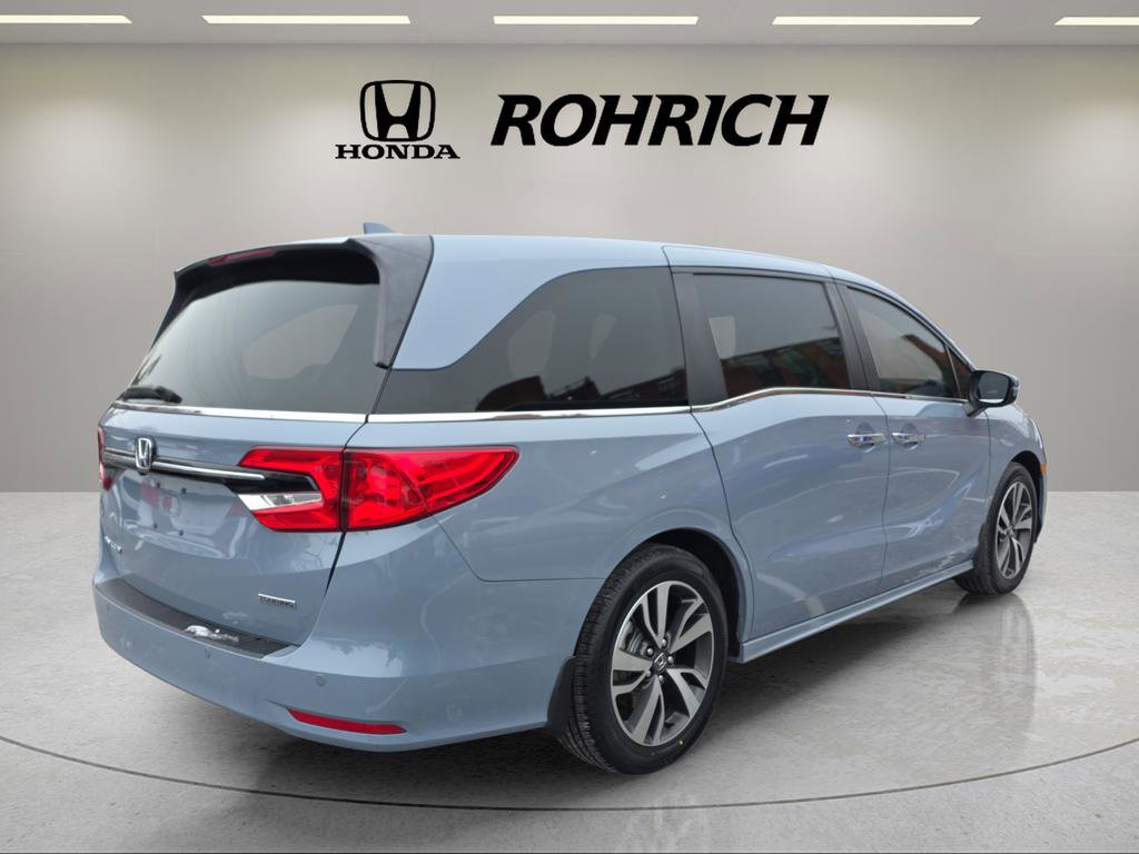 Used 2024 Honda Odyssey Touring image 5