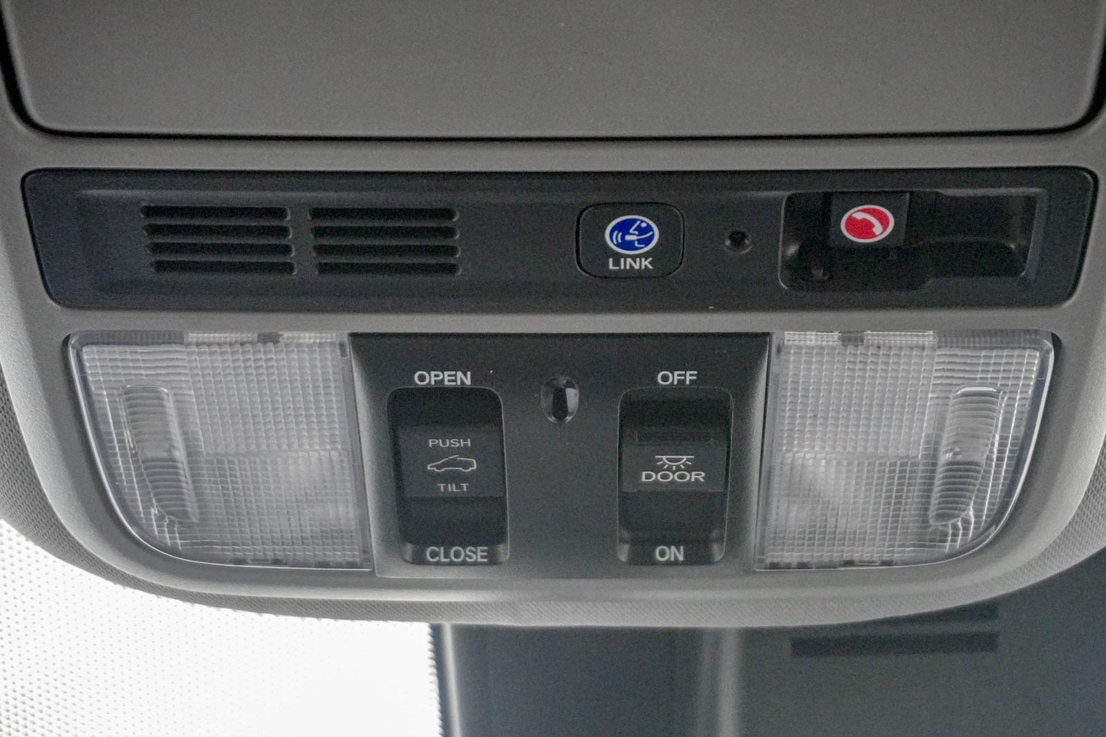 Used 2020 Honda Pilot Touring image 29