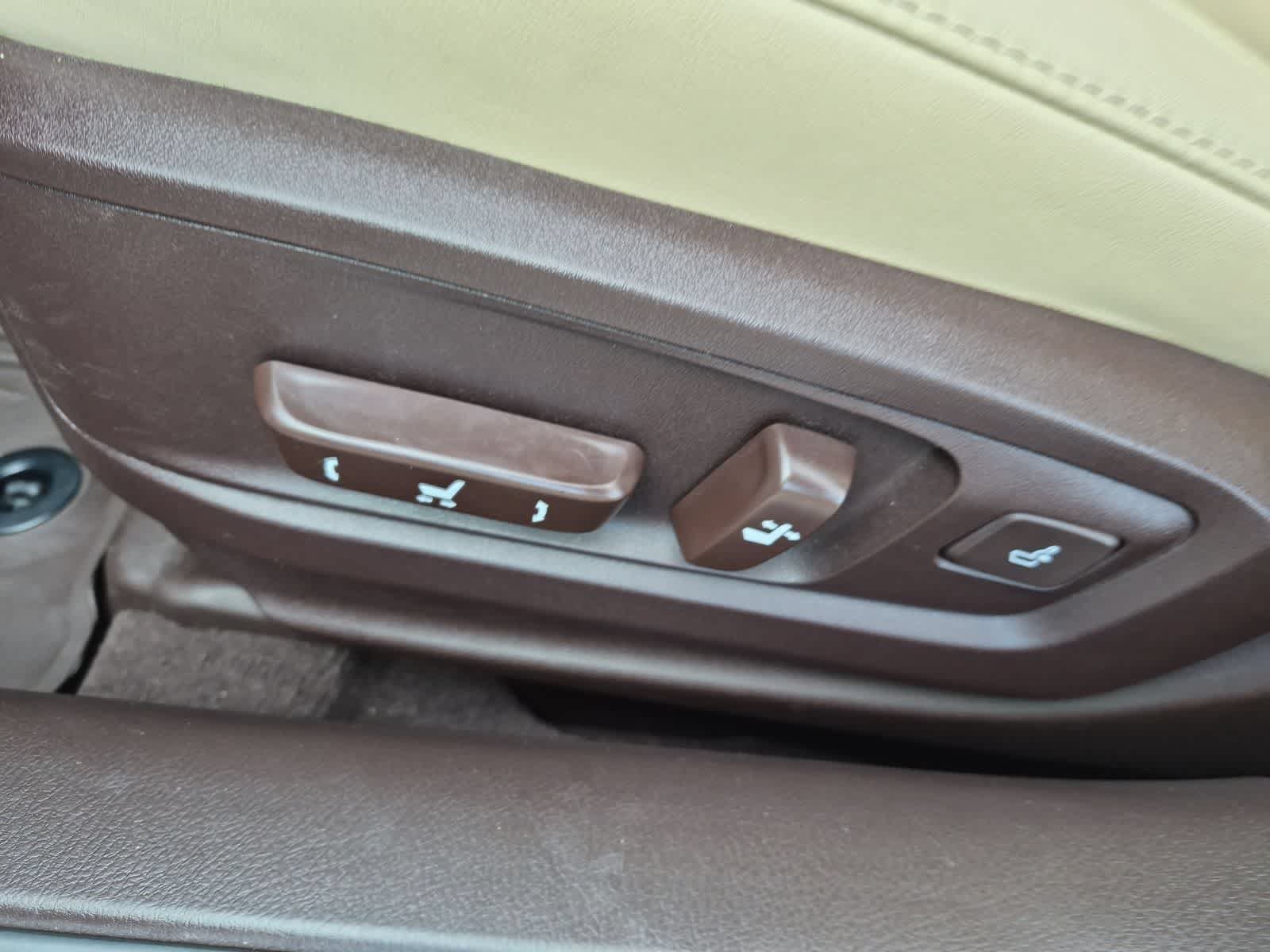 Used 2017 Lexus ES 350 w/ Navigation System Package FWD image 17